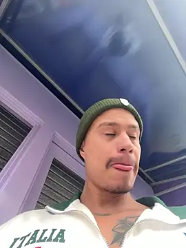 RaySullivan online show from March 8, 4:11 pm