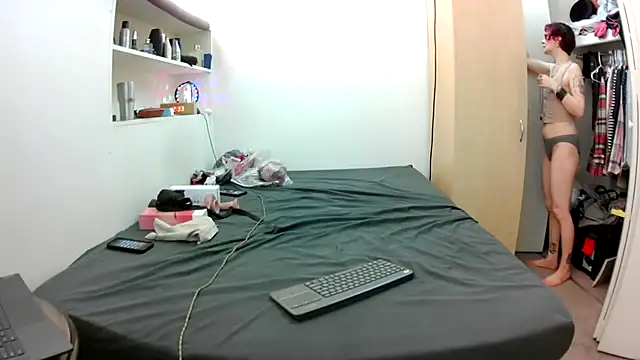 Empress Lilith online show from January 15, 6:33 pm