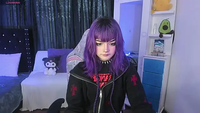 ravencollen online show from February 17, 5:30 pm