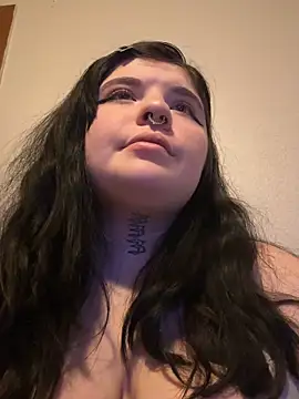 juicygoth202 online show from November 19, 3:28 am