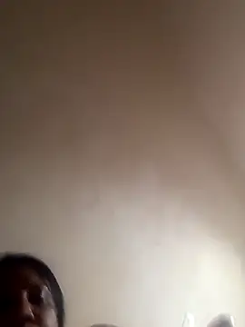 Snapshot of Eva_rouse2 chatting on December 17, 3:23 am Eva rouse2 online show from December 17, 3:23 am