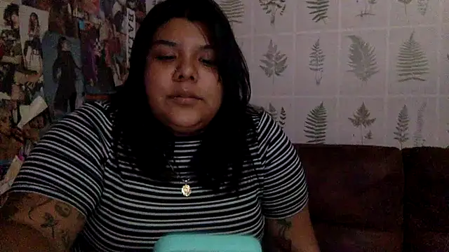 annoyedputa online show from November 10, 4:55 am