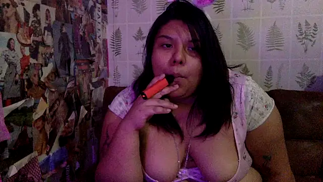 annoyedputa online show from November 17, 6:08 am