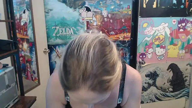 Savanah Banana  online show from November 29, 11:02 am