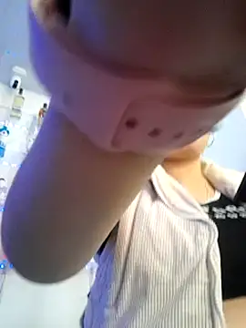 Snapshot of PamelaRhoades chatting on November 8, 8:07 pm PamelaRhoades online show from November 8, 8:07 pm