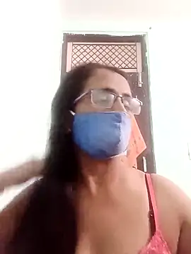 sanjana077 online show from December 5, 4:32 am