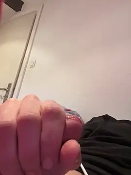 TeenNPlay online show from February 8, 11:46 am