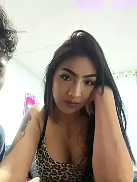 Snapshot of TinaNick chatting on November 5, 10:32 pm TinaNick online show from November 5, 10:32 pm