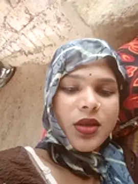 Snapshot of Chinki_pande chatting on June 24, 6:12 am Chinki pande online show from June 24, 6:12 am