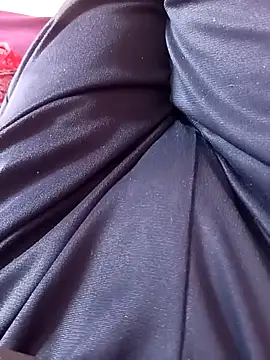 Snapshot of NovaCharm chatting on November 12, 9:53 am NovaCharm online show from November 12, 9:53 am