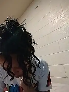 SITHANDRAH online show from November 18, 9:41 pm