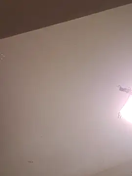 Snapshot of loco4217 chatting on November 7, 9:31 am loco4217 online show from November 7, 9:31 am