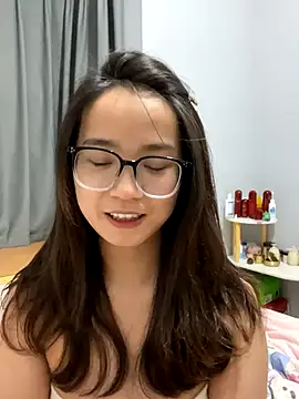 Hmm 0303 online show from December 14, 2:55 pm