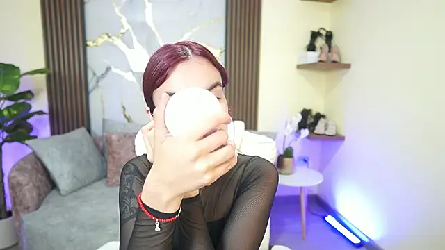 TessaaFox online show from January 13, 11:48 am