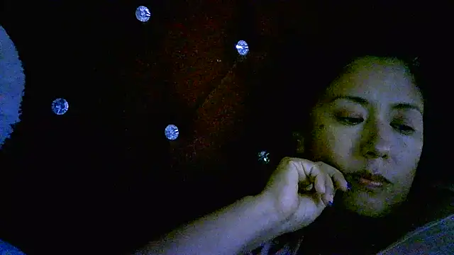 Zulreyna online show from April 28, 3:55 am