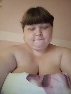 Snapshot of Stella_a chatting on July 20, 10:01 pm Stella a online show from July 20, 10:01 pm