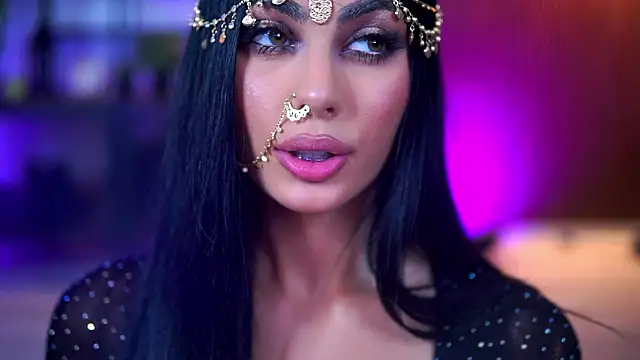 RavennaDArcy online show from February 18, 7:54 pm