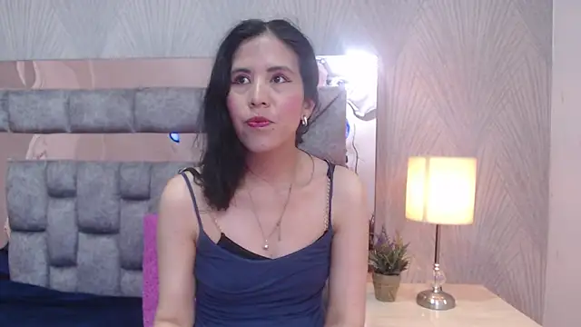 GiselaZivic online show from December 4, 3:43 pm