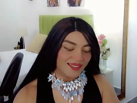 sebastian cruz  online show from December 5, 7:32 pm