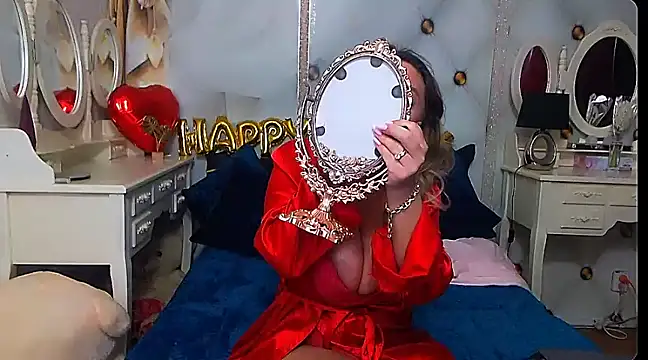 Snapshot of xplayfullblondexx chatting on March 6, 6:19 am xplayfullblondexx online show from March 6, 6:19 am