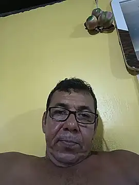 Snapshot of bruno_324278 chatting on May 11, 11:02 pm bruno 324278 online show from May 11, 11:02 pm