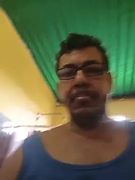 Snapshot of bruno_324278 chatting on June 5, 5:51 pm bruno 324278 online show from June 5, 5:51 pm