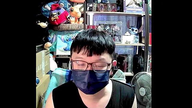 Snapshot of kk05483 chatting on May 15, 9:16 am kk05483 online show from May 15, 9:16 am