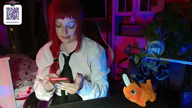 Snapshot of dominyantrix chatting on June 19, 9:29 pm dominyantrix online show from June 19, 9:29 pm