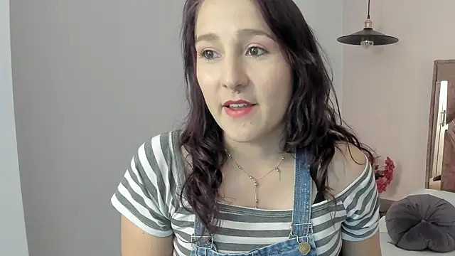 Juliette Leroyy online show from March 16, 7:18 pm