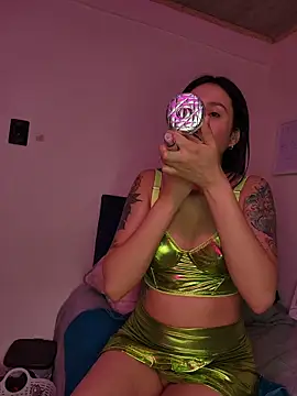 Snapshot of Natali_12 chatting on November 23, 9:53 am Natali 12 online show from November 23, 9:53 am