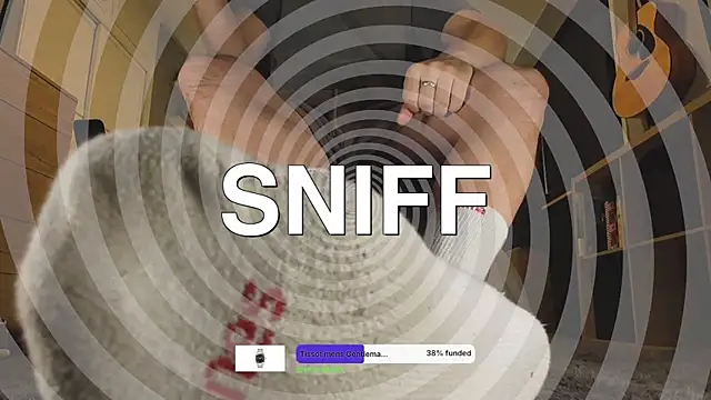 Snapshot of cashmastergrey chatting on December 4, 6:12 am cashmastergrey online show from December 4, 6:12 am