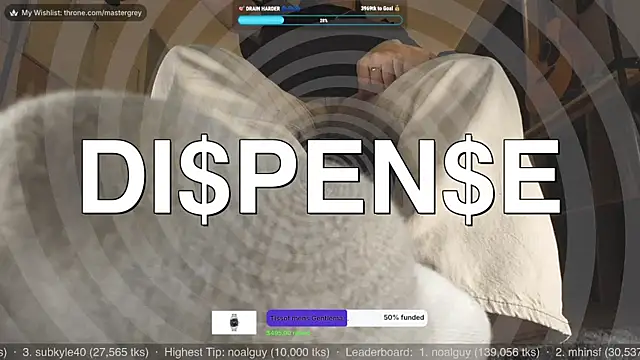 Snapshot of cashmastergrey chatting on December 20, 2:40 am cashmastergrey online show from December 20, 2:40 am