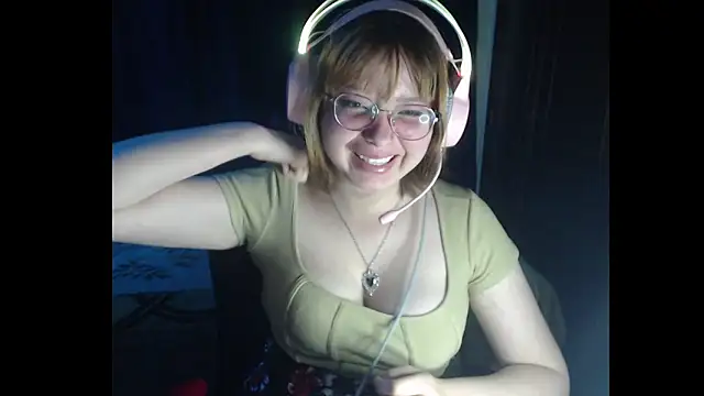 Snapshot of Michi_sauria1 chatting on November 27, 3:41 am Michi sauria1 online show from November 27, 3:41 am