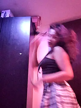 Snapshot of Scarlett_vega chatting on November 19, 3:28 am Scarlett vega online show from November 19, 3:28 am