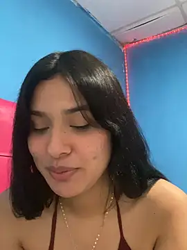 Snapshot of Chiquinquira3 chatting on May 21, 3:35 am Chiquinquira3 online show from May 21, 3:35 am