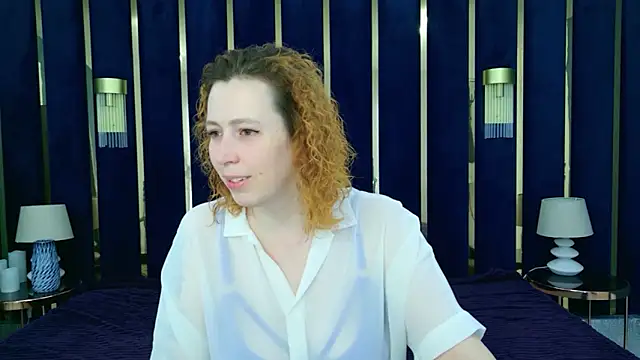 Evie Berret online show from February 12, 8:48 pm