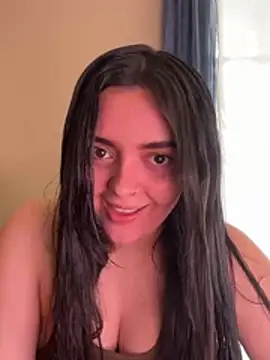 candicewest  online show from February 12, 4:24 pm