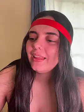 candicewest  online show from February 15, 4:47 pm