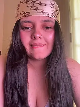 Snapshot of candicewest_ chatting on May 7, 2:44 pm candicewest online show from May 7, 2:44 pm