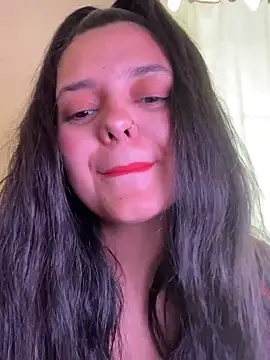 Snapshot of candicewest_ chatting on May 22, 5:40 pm candicewest online show from May 22, 5:40 pm