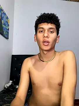 Snapshot of Sebas-Sanches7 chatting on November 7, 8:09 pm Sebas-Sanches7 online show from November 7, 8:09 pm