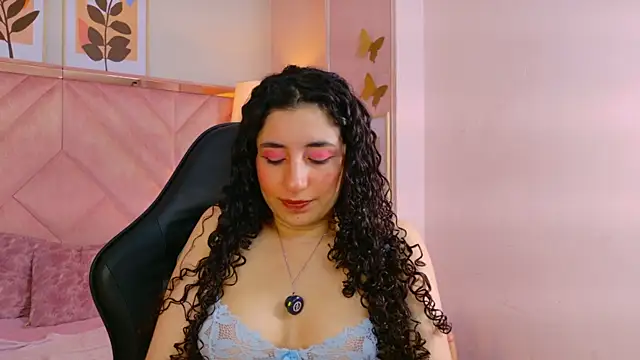 DemiJones  online show from June 11, 4:43 am