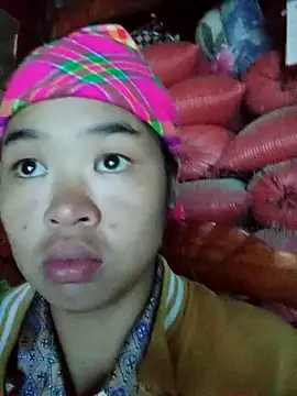 Snapshot of Mabel-122 chatting on November 10, 2:43 am Mabel-122 online show from November 10, 2:43 am