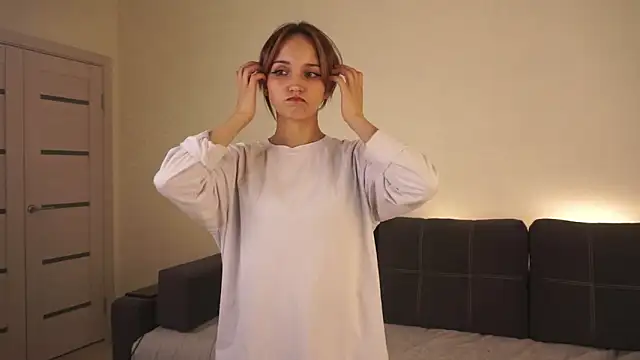 Snapshot of VinnieLaguna chatting on November 7, 6:52 pm VinnieLaguna online show from November 7, 6:52 pm