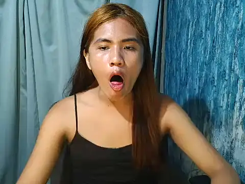 Snapshot of Rema_thebigcock chatting on June 15, 1:57 pm Rema thebigcock online show from June 15, 1:57 pm