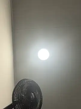  vaiolet owo online show from March 16, 5:44 am