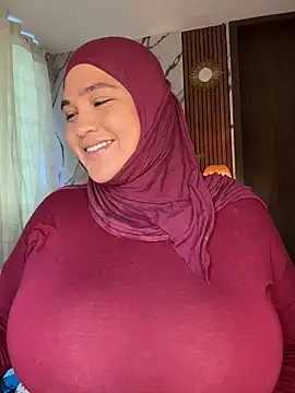 sweetmuslim01 online show from April 14, 10:38 pm