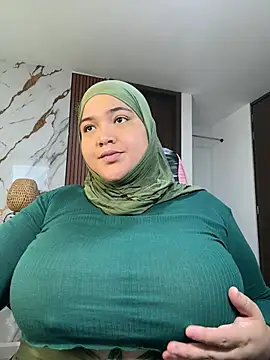 sweetmuslim01 online show from July 3, 8:15 pm