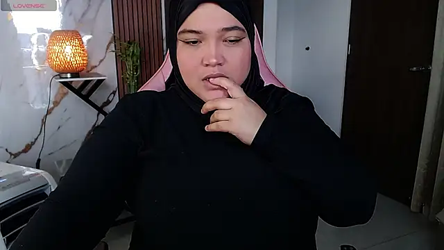 sweetmuslim01 online show from July 13, 9:39 pm