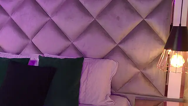 crystal gilton online show from January 16, 7:07 pm